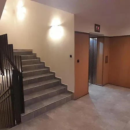 Location Ski-in Ski-out And Swimming Pool * Banszko