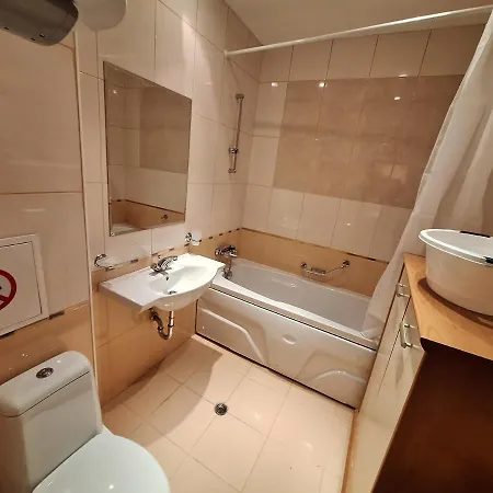 Location Ski-in Ski-out And Swimming Pool