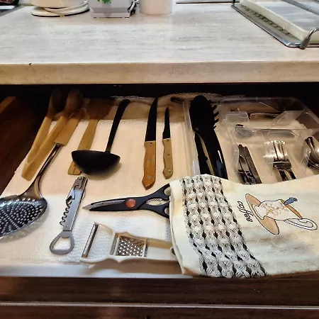 Location Ski-in Ski-out And Swimming Pool דירה בנסקו