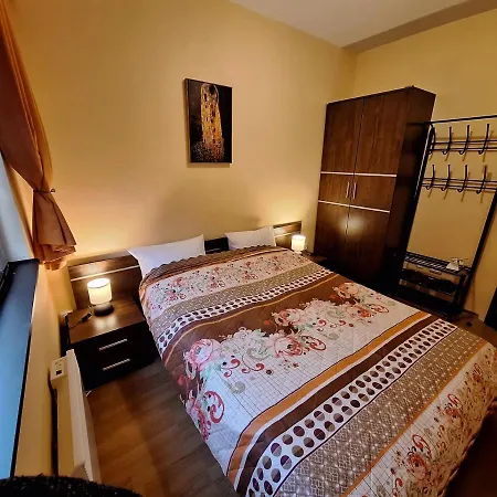 Location Ski-in Ski-out And Swimming Pool Apartman *