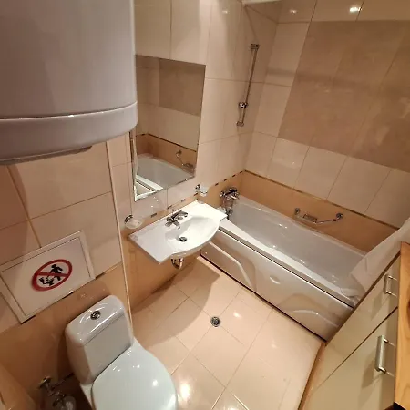 Location Ski-in Ski-out And Swimming Pool דירה