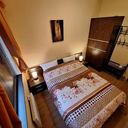 Apartman Location Ski-in Ski-out And Swimming Pool