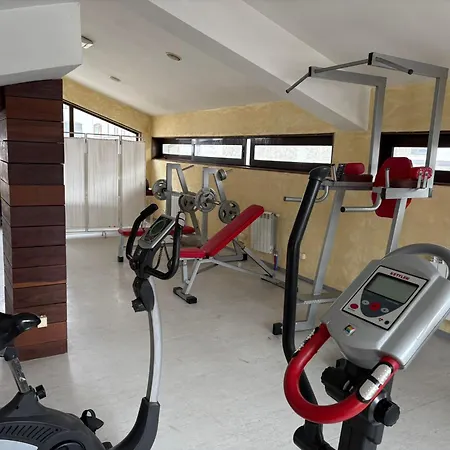 Location Ski-in Ski-out And Swimming Pool Apartamento
