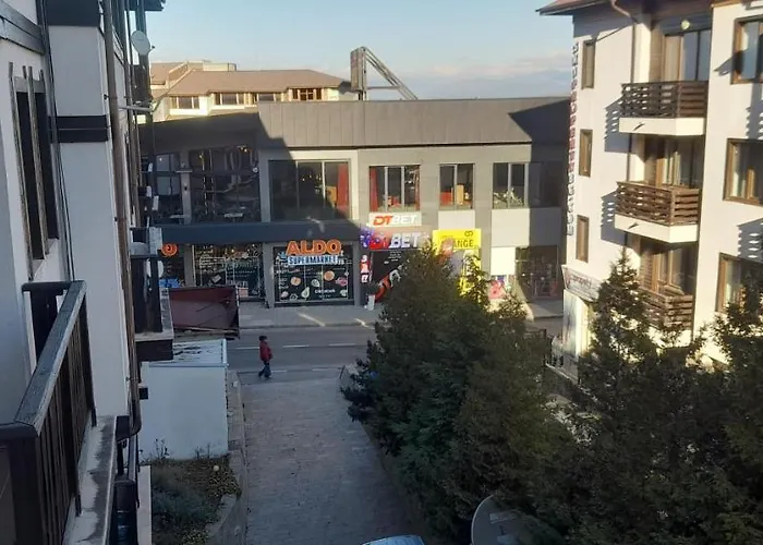 Location Ski-in Ski-out And Swimming Pool *